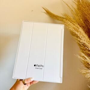 NEW NWT APPLE White iPad Pro Smart Cover Case Stand 12.9-inch 3rd Generation